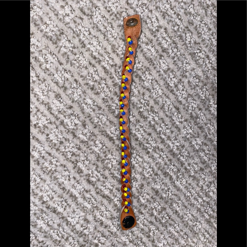 Hand made leather bracelet w/beads